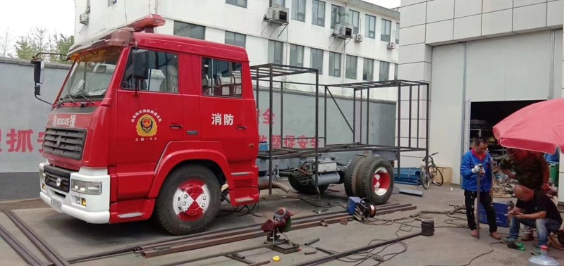濟寧我公司給本地消防大隊改裝消防上裝系統(tǒng)4